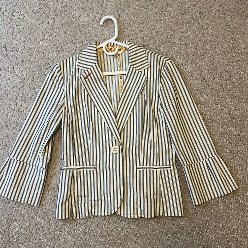 CAbi blazer